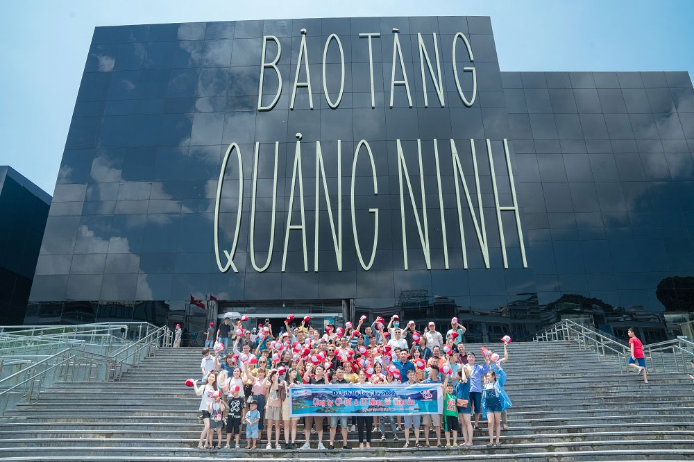 Công Ty CP ĐT & PT nhựa gỗ Châu Âu